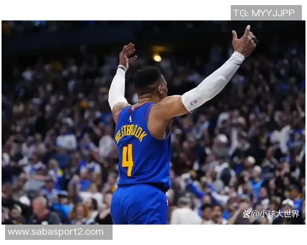 罗林斯展现巨星潜力AJ格林凭借特点成功立足NBA