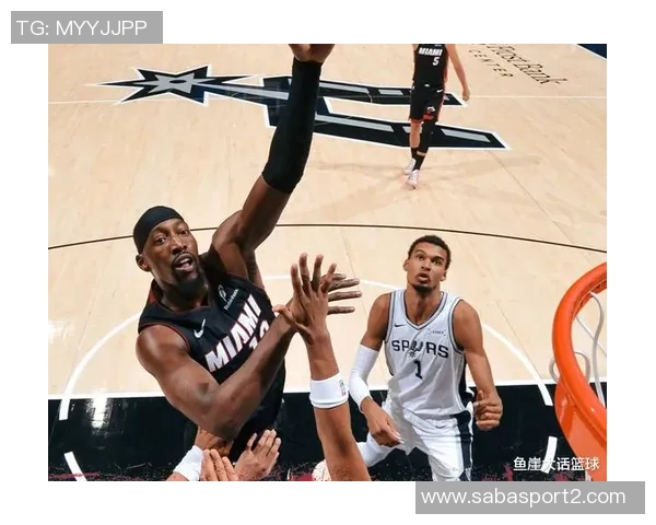 维金斯盛赞阿德巴约与韦尔篮板统治力场上表现令人印象深刻