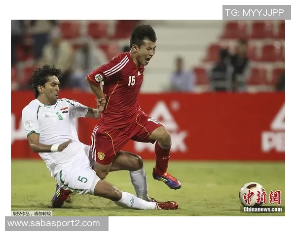 足协主席宋凯为于汉超颁发退役球衣59场国足生涯铭刻9球辉煌历史 足协主席宋凯为于汉超颁发退役球衣59场国足生涯铭刻9球辉煌历史