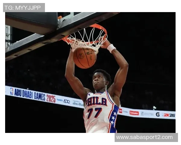 年轻无畏VJ埃奇库姆氮气加速满弓滑翔炸扣震撼全场 年轻无畏VJ埃奇库姆氮气加速满弓滑翔炸扣震撼全场