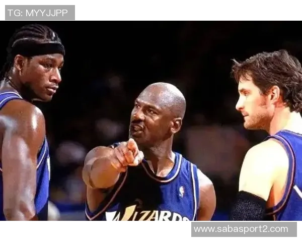 夸梅批评詹姆斯自我塑造完美形象称其虚伪侮辱人性 夸梅批评詹姆斯自我塑造完美形象称其虚伪侮辱人性