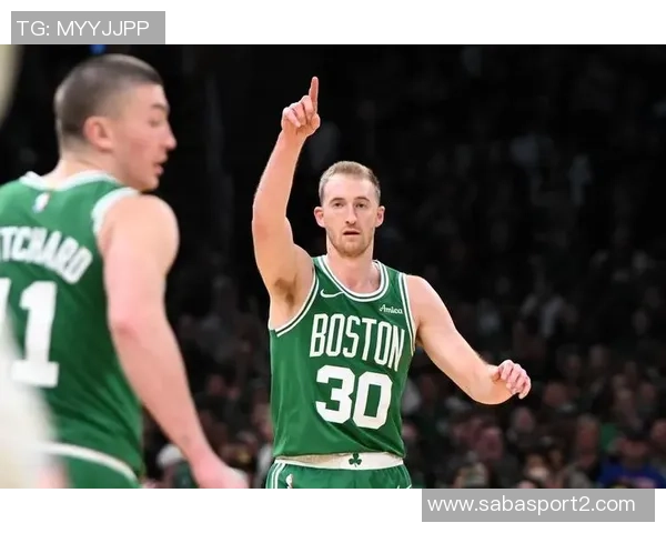 豪泽坚定支持普理查德期待他重拾状态并提升投篮表现 豪泽坚定支持普理查德期待他重拾状态并提升投篮表现