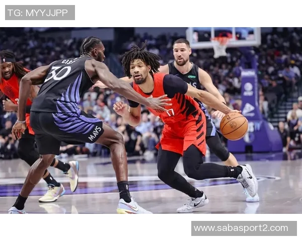 弗拉格转型小前锋表现出色场均数据全面超越控卫角色 弗拉格转型小前锋表现出色场均数据全面超越控卫角色