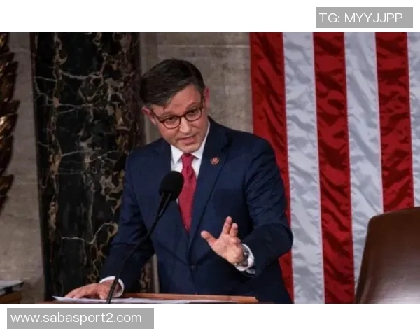 米奇约翰逊赞文班全场高水平表现令人惊叹的表现与坚持